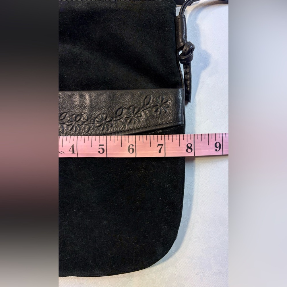NWOT Purse: Suede, Crossbody, Stamped-Leather Decor, Zip Closure, Red Interior - Picture 5 of 7